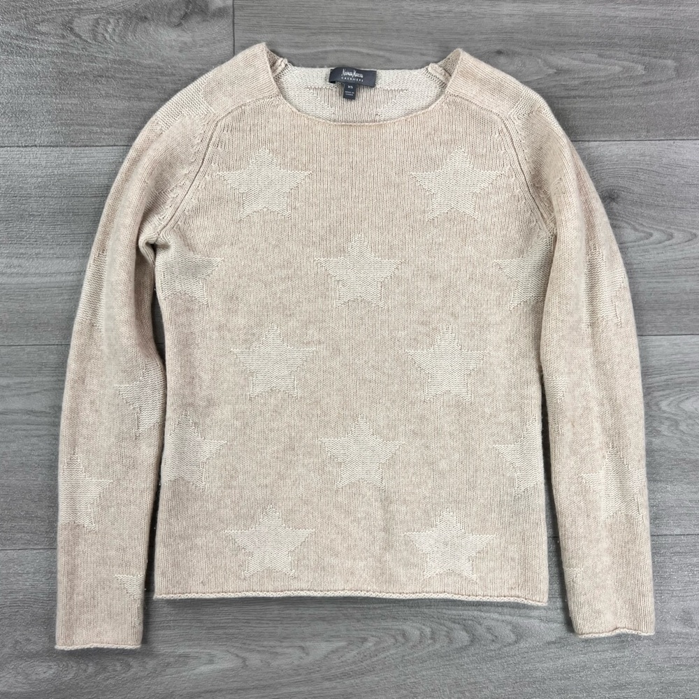 Neiman Marcus Cashmere Sweater